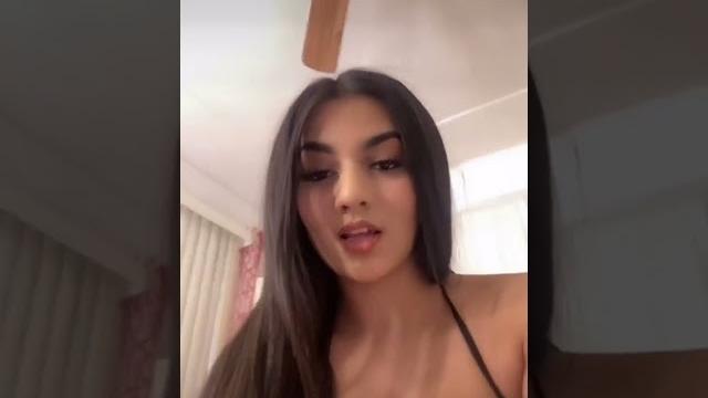 Bigo live thai girl boobs dance Bigo live thai girl boobs dance