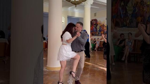Moments of tango | leandro & evgenia in sync #waltzbeauty #prodancers #tangomagic #viralshorts Moments of tango | leandro & evgenia in sync #waltzbeauty #prodancers #tangomagic #viralshorts