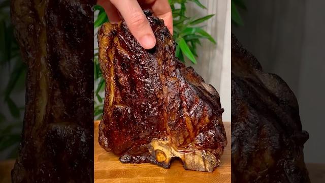 Dry aged porterhouse - ️ too raw or perfect⁉️ Dry aged porterhouse - ️ too raw or perfect⁉️