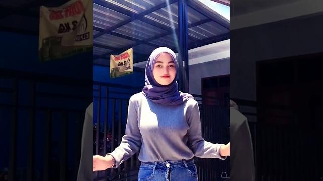 Jilbab tiktok teman kampus Jilbab tiktok teman kampus