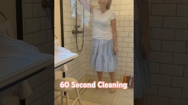 60 second cleaning hack shower | clean with kate #cleaning #cleaninghacks #cleantok #cleaningtips 60 second cleaning hack shower | clean with kate #cleaning #cleaninghacks #cleantok #cleaningtips