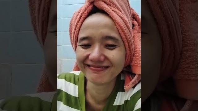 Temenin aku yuk di tololet om Temenin aku yuk di tololet om