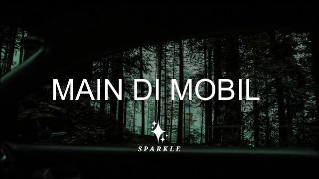 Dimobil tengah hutan Dimobil tengah hutan