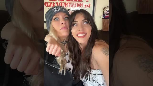 When you and your bestie try to make plans… w/ kris star When you and your bestie try to make plans… w/ kris star