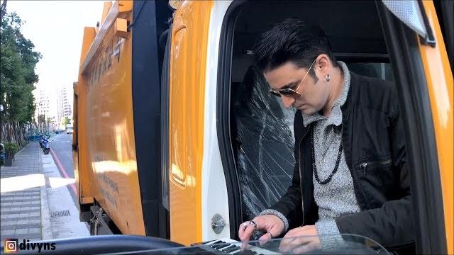 Divyns狄文斯用垃圾車的音樂創作了一首remix...(在垃圾車上!) Divyns狄文斯用垃圾車的音樂創作了一首remix...(在垃圾車上!)