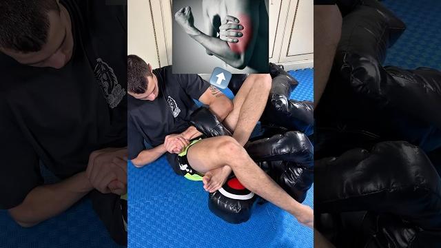 Biceps slicer muy doloroso #mma #tutorial #grappling #bjj #grapplingtechniques #bjjtechnique Biceps slicer muy doloroso #mma #tutorial #grappling #bjj #grapplingtechniques #bjjtechnique