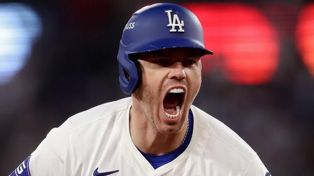 Freddie freeman hits a walk-off grand slam to win game 1 of the world series for the dodgers! Freddie freeman hits a walk-off grand slam to win game 1 of the world series for the dodgers!
