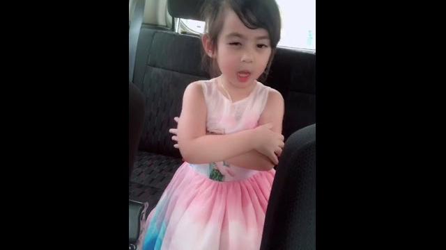 Issabelle- tiktok lagi syantik Issabelle- tiktok lagi syantik