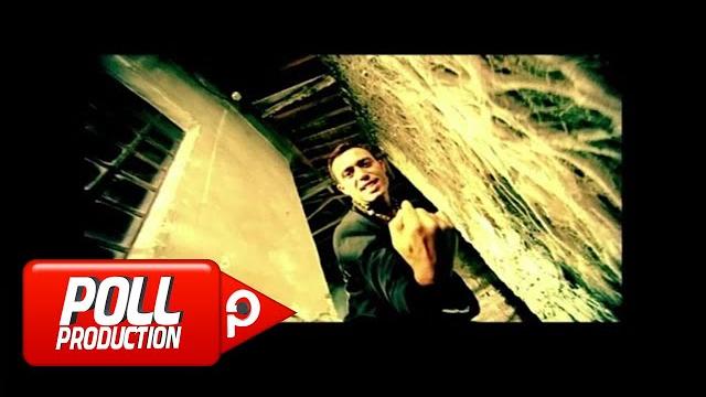 Mustafa sandal - aşka yürek gerek (official video) Mustafa sandal - aşka yürek gerek (official video)