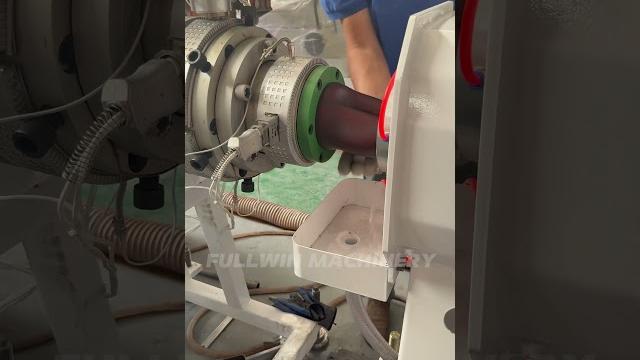 Hdpe water pipe production line machines drain pipe extruder #machine #pipeline #plasticpipe Hdpe water pipe production line machines drain pipe extruder #machine #pipeline #plasticpipe