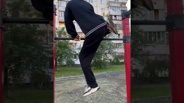 Курсед и акума на турниках Курсед и акума на турниках