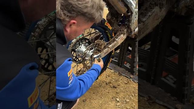 Duct tape is the ultimate #lifehack Duct tape is the ultimate #lifehack