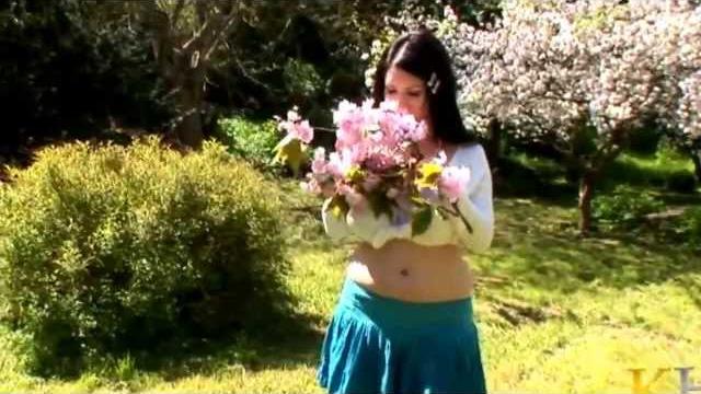 Karina makes things grow karina hart Karina makes things grow karina hart