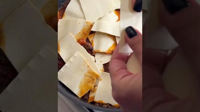 Я просто в шоке как это быстро и вкусно ленивая лазанья на сковороде буквально за 15 минут идеально Я просто в шоке как это быстро и вкусно ленивая лазанья на сковороде буквально за 15 минут идеально