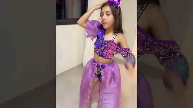 Manú lacrou no vestido !!! #shorts Manú lacrou no vestido !!! #shorts