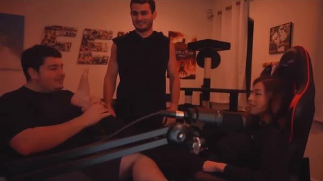 Pokimane gets her feet licked Pokimane gets her feet licked