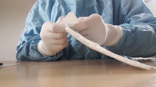 Surgical latex gloves in the game again Surgical latex gloves in the game again