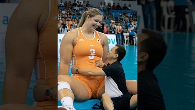 World's tallest female volleyball player in usa etallwoman #tallgirlfriend #volleyball #usa World's tallest female volleyball player in usa etallwoman #tallgirlfriend #volleyball #usa