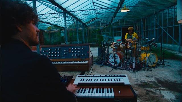 Fkj & yussef dayes - live from the greenhouse Fkj & yussef dayes - live from the greenhouse