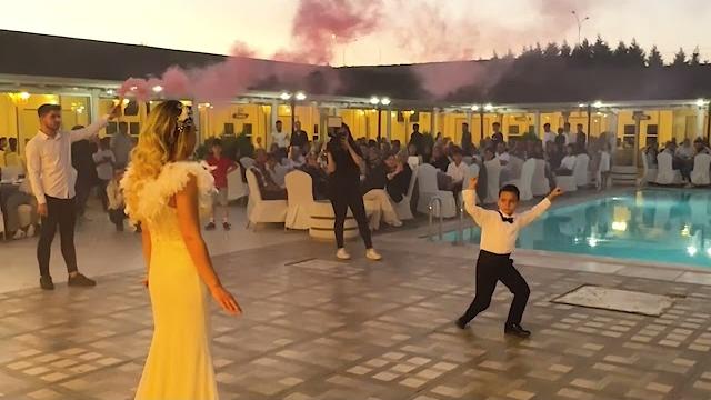 Anne oğul zeybek @zeybek @çakalçökerten Anne oğul zeybek @zeybek @çakalçökerten
