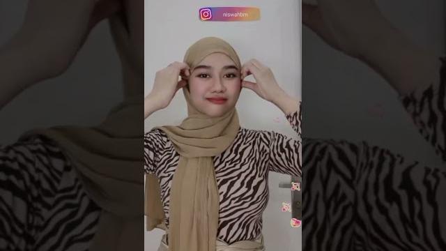 Hijab tante cantik terbaru live goyang Hijab tante cantik terbaru live goyang