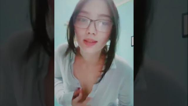 Goyangan hott julia dikamar Goyangan hott julia dikamar