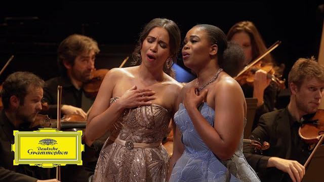 Nadine sierra & pretty yende - delibes: lakmé / flower duet Nadine sierra & pretty yende - delibes: lakmé / flower duet