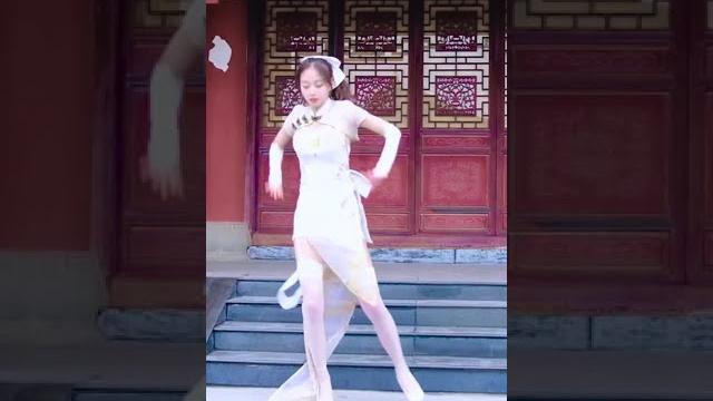 竖屏白丝,可爱小姐姐白丝空福利 竖屏白丝,可爱小姐姐白丝空福利