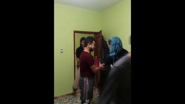 Evlere şenlik kızımız var komik gülmek garanti Evlere şenlik kızımız var komik gülmek garanti