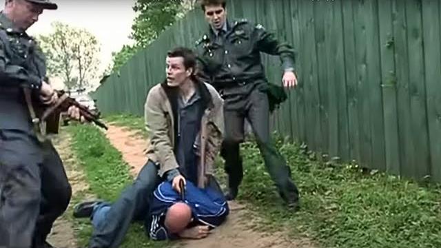 Мощный криминал! они простые парни, но каждый день они рискуют жизнью ради других! Мощный криминал! они простые парни, но каждый день они рискуют жизнью ради других!