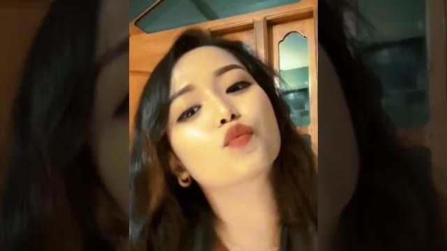 Hot asian girl thighs || viral reels 4 Hot asian girl thighs || viral reels 4