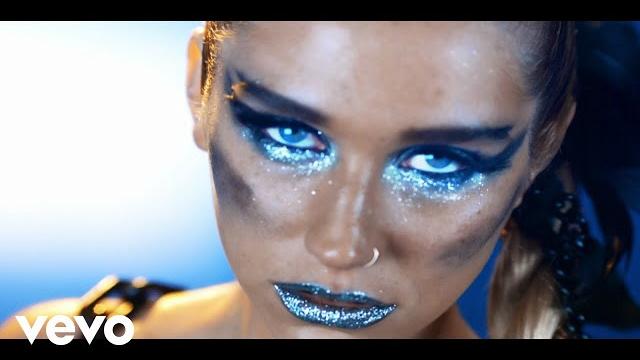 Ke$ha - we r who we r (official video) Ke$ha - we r who we r (official video)