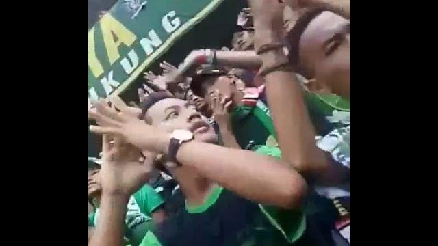 Spoter lagi ngentot Spoter lagi ngentot