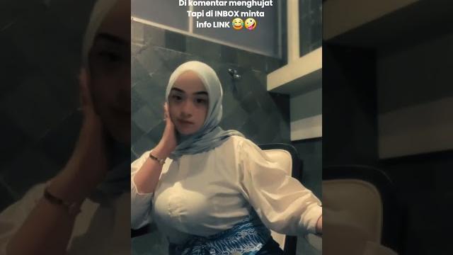 Pesona ibu guru salsa #salsa #shortvideo #short Pesona ibu guru salsa #salsa #shortvideo #short