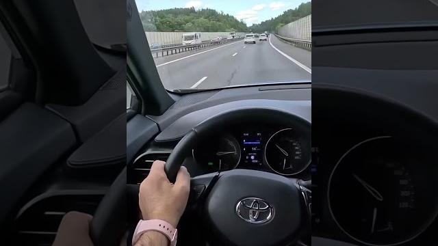 Toyota c-hr 1.8 hybrid 122 hp acceleration test Toyota c-hr 1.8 hybrid 122 hp acceleration test