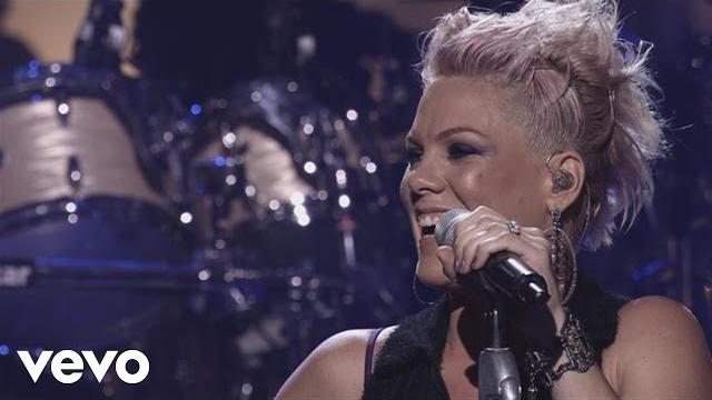 P!nk - try (the truth about love - live from los angeles) P!nk - try (the truth about love - live from los angeles)