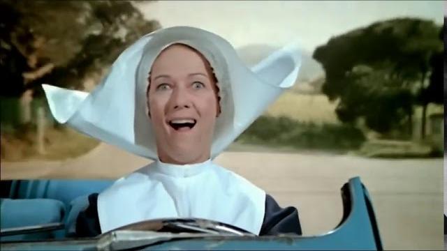 Scene movie: citroën 2cv - louis de funes Scene movie: citroën 2cv - louis de funes