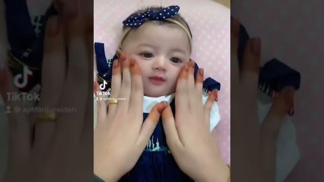 Viral video lucu bayi cantik #youtubeshorts #baby #cutebaby #bayilucu #bayiviral #babygirl Viral video lucu bayi cantik #youtubeshorts #baby #cutebaby #bayilucu #bayiviral #babygirl