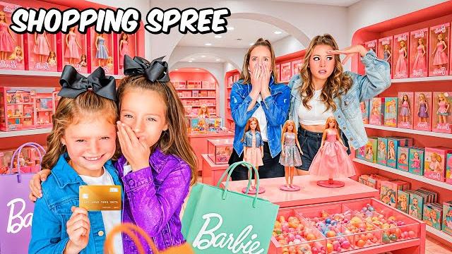The girls stole my credit card & went on a shopping spree 🫣 @hallieonstage114 @agset211 #omg The girls stole my credit card & went on a shopping spree 🫣 @hallieonstage114 @agset211 #omg