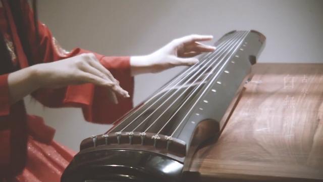《不染》---古琴獨奏述深情《香蜜沉沉燼如霜》主題曲 《不染》---古琴獨奏述深情《香蜜沉沉燼如霜》主題曲