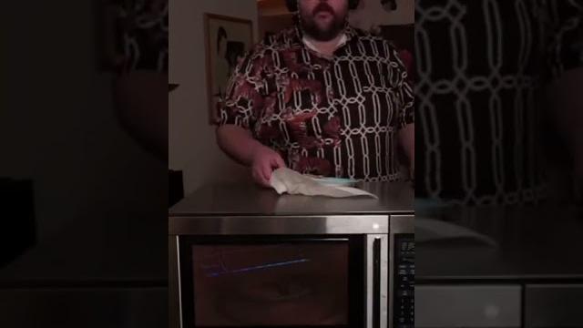Is it flashing? microwave stream #shorts Is it flashing? microwave stream #shorts