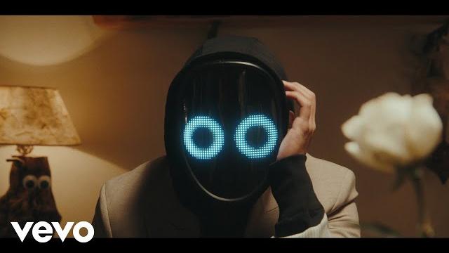 Boywithuke - long drives (official music video) Boywithuke - long drives (official music video)
