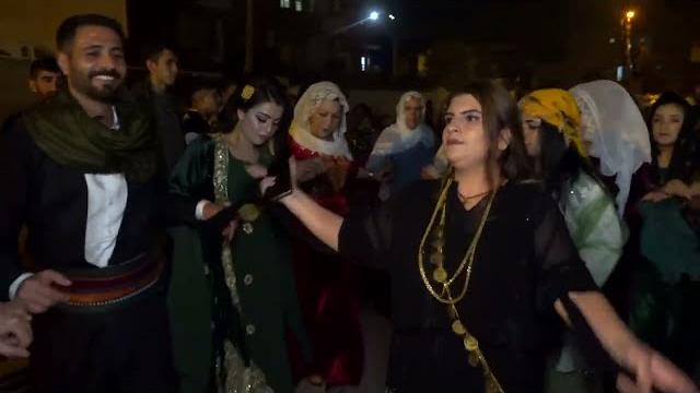 Erkul ailesi kına düğünü - emel & emrah Erkul ailesi kına düğünü - emel & emrah