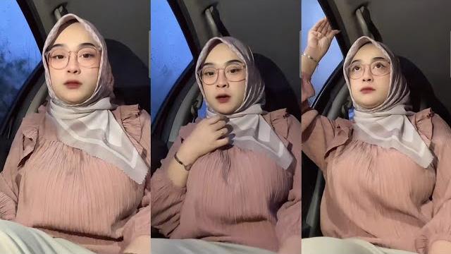 Live tiktok ibu guru salsa di mobil Live tiktok ibu guru salsa di mobil
