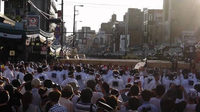 【京都八坂神社】神幸祭神輿渡御 差し上げ 2012年 【京都八坂神社】神幸祭神輿渡御 差し上げ 2012年