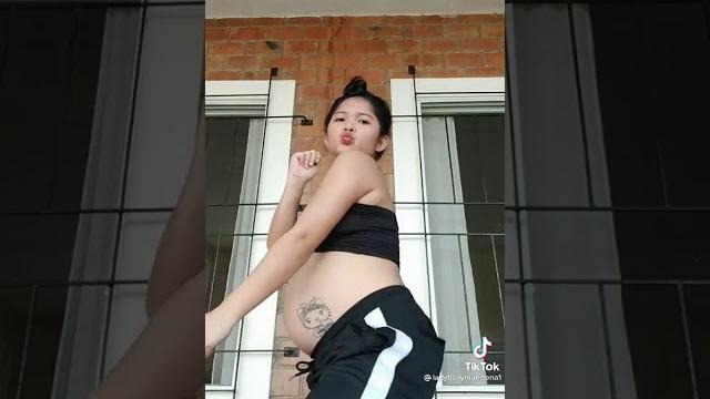 Viral goyang bumil ....... Viral goyang bumil .......