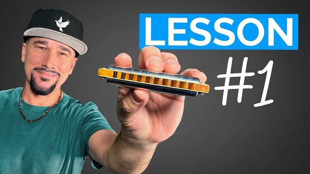 Beginner harmonica lesson #1 (your very first lesson) Beginner harmonica lesson #1 (your very first lesson)