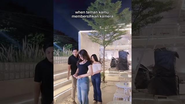 Bersihin kamera Bersihin kamera