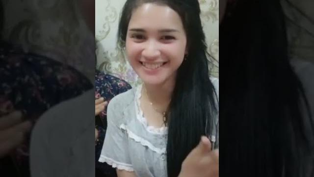 Abg cantik putih mulus Abg cantik putih mulus