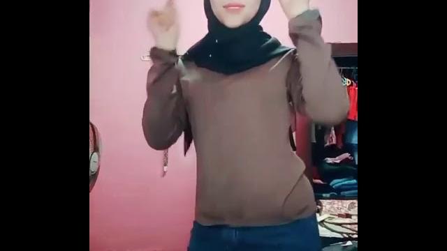 Di goyang mas #jilbob #tiktok Di goyang mas #jilbob #tiktok